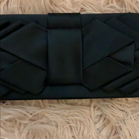 Sondra Roberts black bow clutch - Picture 2 of 6